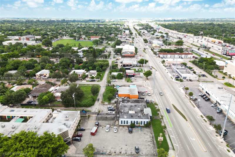 13242 NW 7th Ave, North Miami FL 33168