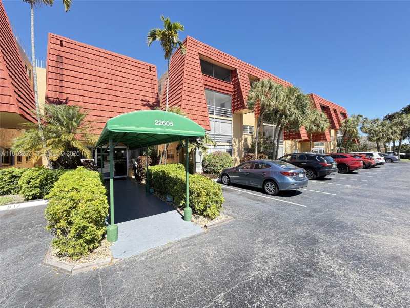 22605 SW 66th Ave # 403, Boca Raton FL 33428
