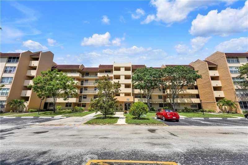 7080 Environ Boulevard # 522, Lauderhill FL 33319