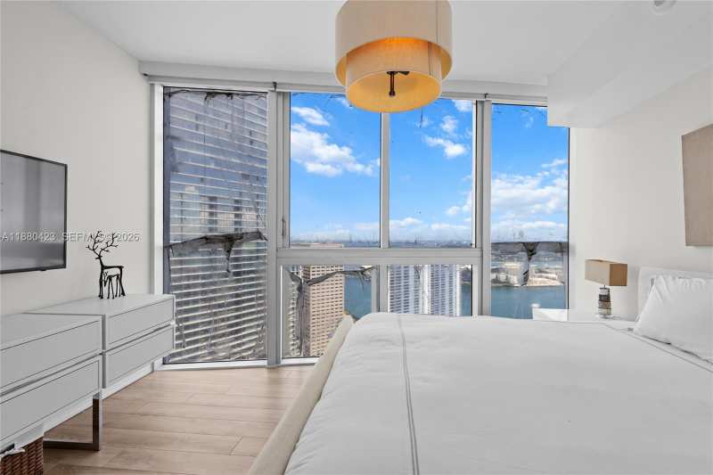 465 Brickell Ave # 4901, Miami FL 33131