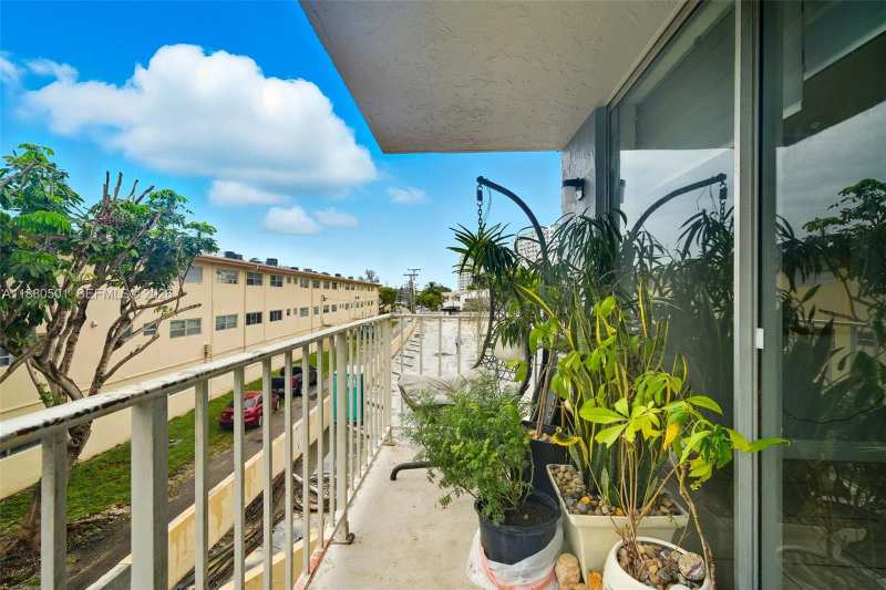 1805 Sans Souci Blvd # 334, North Miami FL 33181