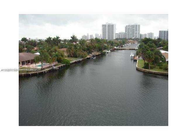 301 Golden Isles Dr # 211, Hallandale Beach FL 33009