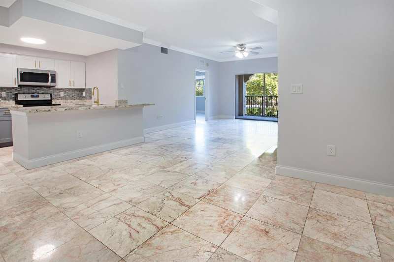 5860 W Sample Road # 204, Coral Springs FL 33067