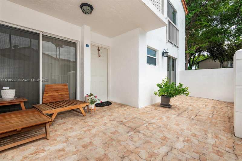 7611 SW 153rd Ct # 105, Miami FL 33193