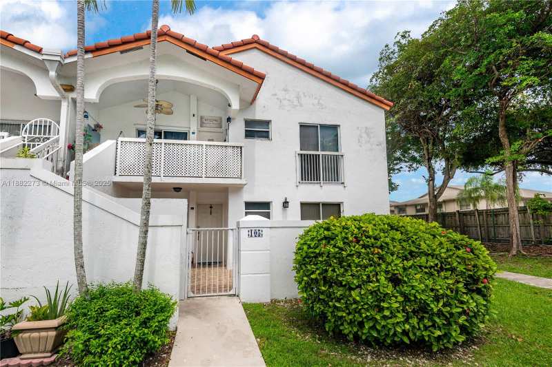 7611 SW 153rd Ct # 105, Miami FL 33193