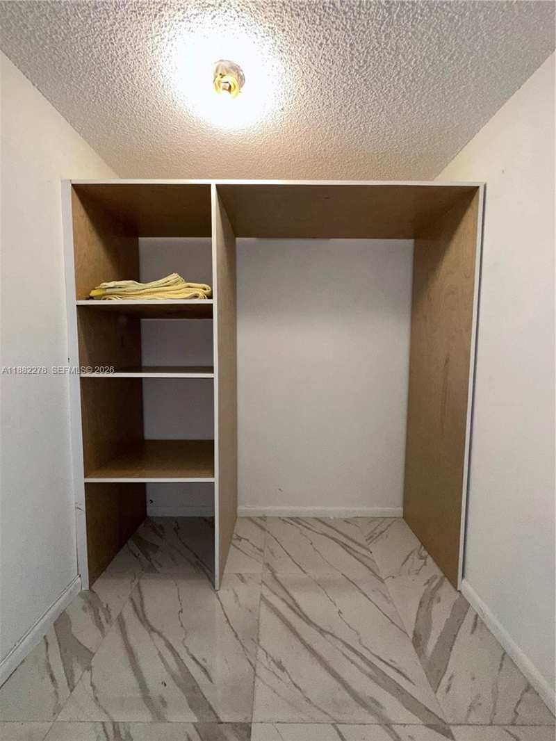 2800 Somerset Dr # 403J, Lauderdale Lakes FL 33311