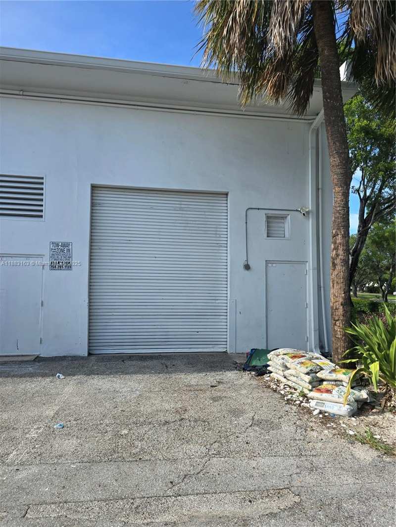 11917 W Sample Rd # 11921, Coral Springs FL 33065