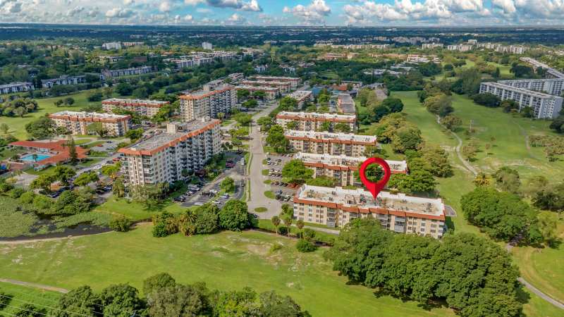 4166 Inverrary Drive # 304, Lauderhill FL 33319