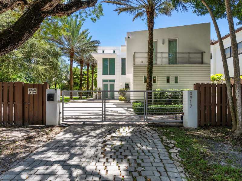 3917 SW 42nd Avenue, Miami FL 33146