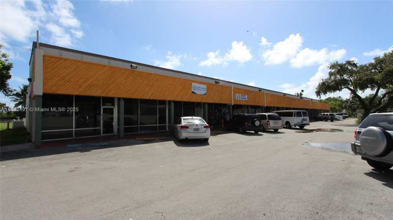 1620 NE 148 St # 1626, North Miami FL 33181