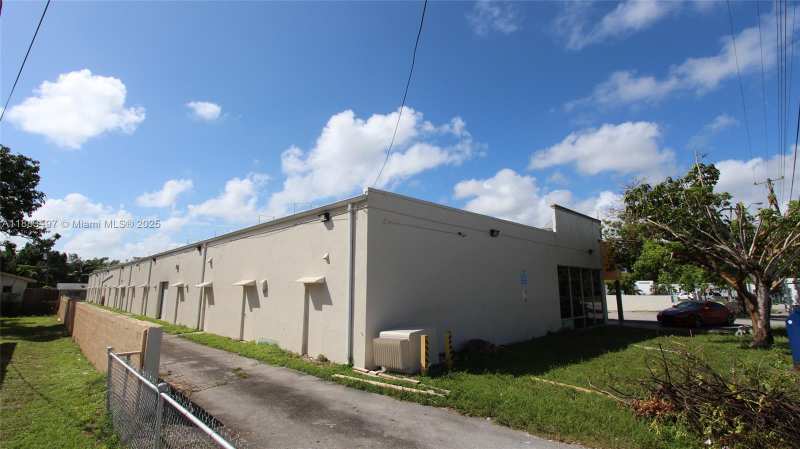 1620 NE 148 St # 1626, North Miami FL 33181