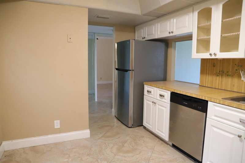 6400 NW 2nd Avenue # 423, Boca Raton FL 33487