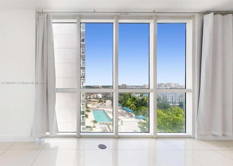 1871 NW S River Dr # 1205, Miami FL 33125