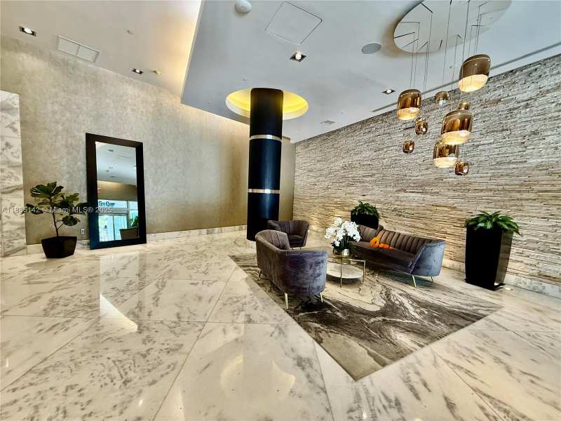 1250 S Miami # 1603, Miami FL 33130