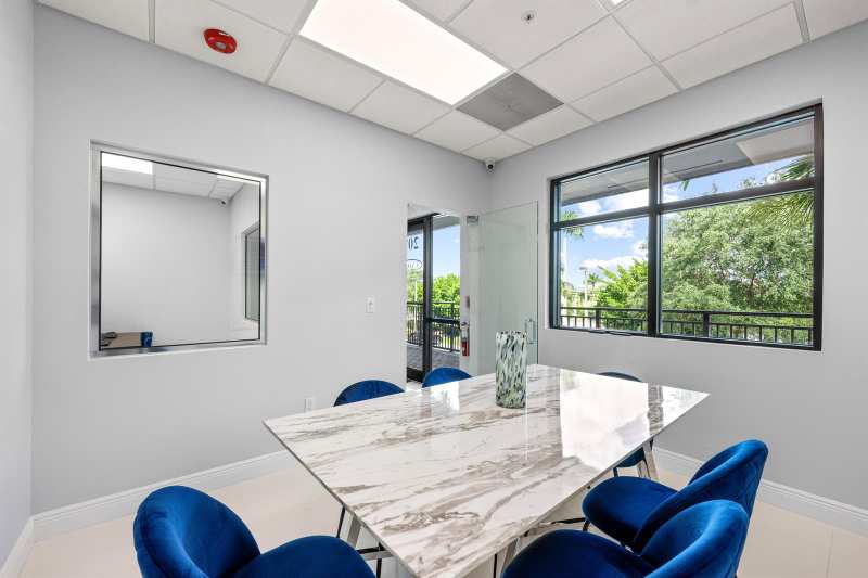 9200 Belvedere Road # 207, Royal Palm Beach FL 33411