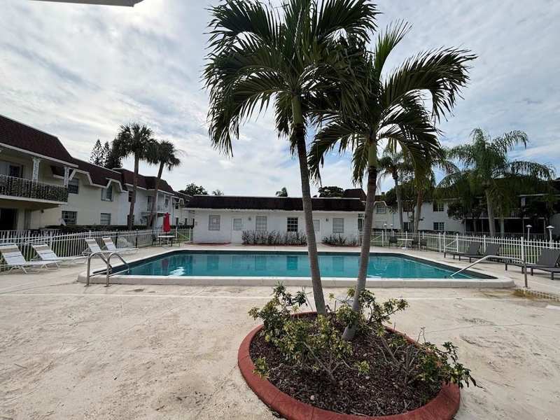 700 SE 2nd Avenue # 409, Deerfield Beach FL 33441