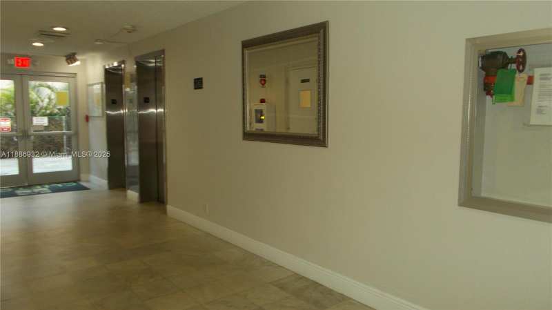 3161 S Ocean Dr # 505, Hallandale Beach FL 33009