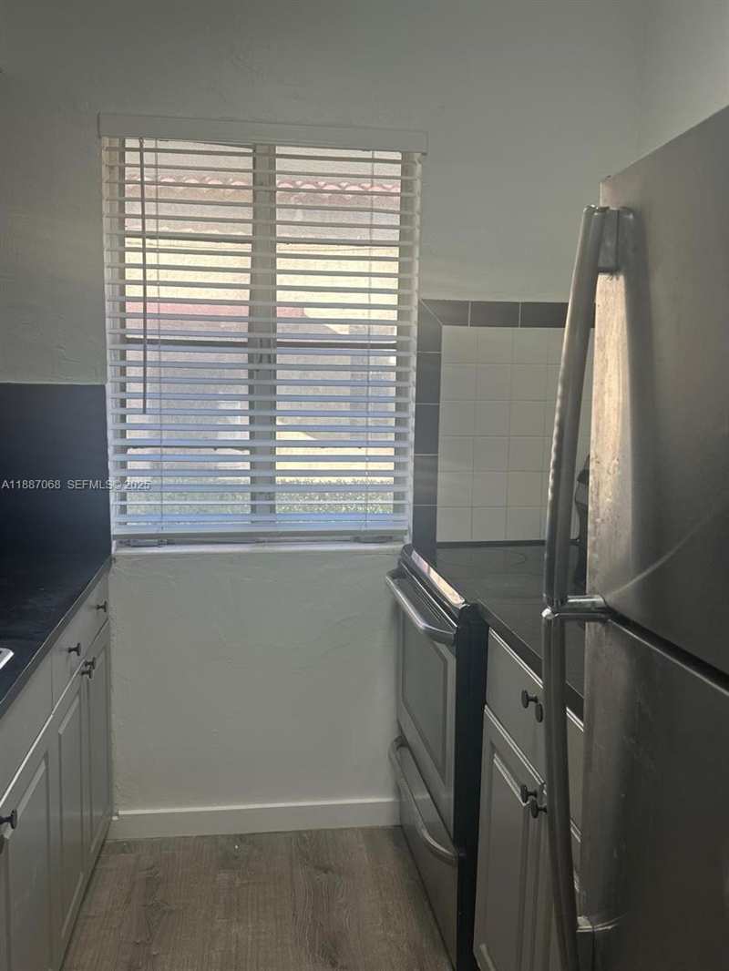 6805 Abbott Ave # 1, Miami Beach FL 33141