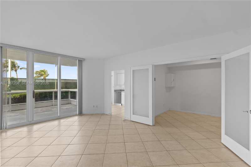 4779 Collins Ave # 506, Miami Beach FL 33140