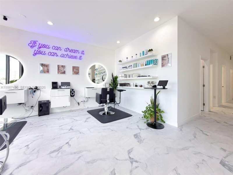 218 Commercial Blvd # 108, Lauderdale By The Sea FL 33308