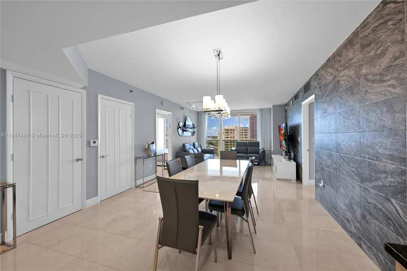 1850 S OCEAN DR # 1507, Hallandale Beach FL 33009