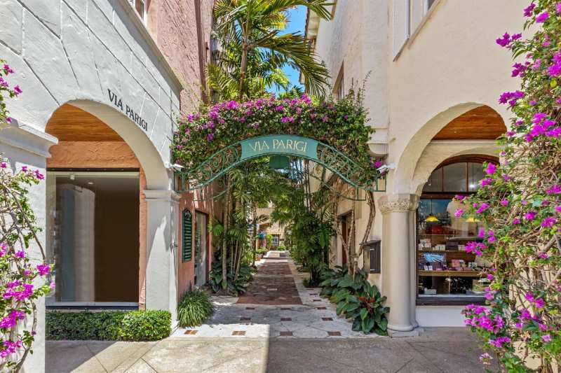 9 Via Parigi, Palm Beach FL 33480