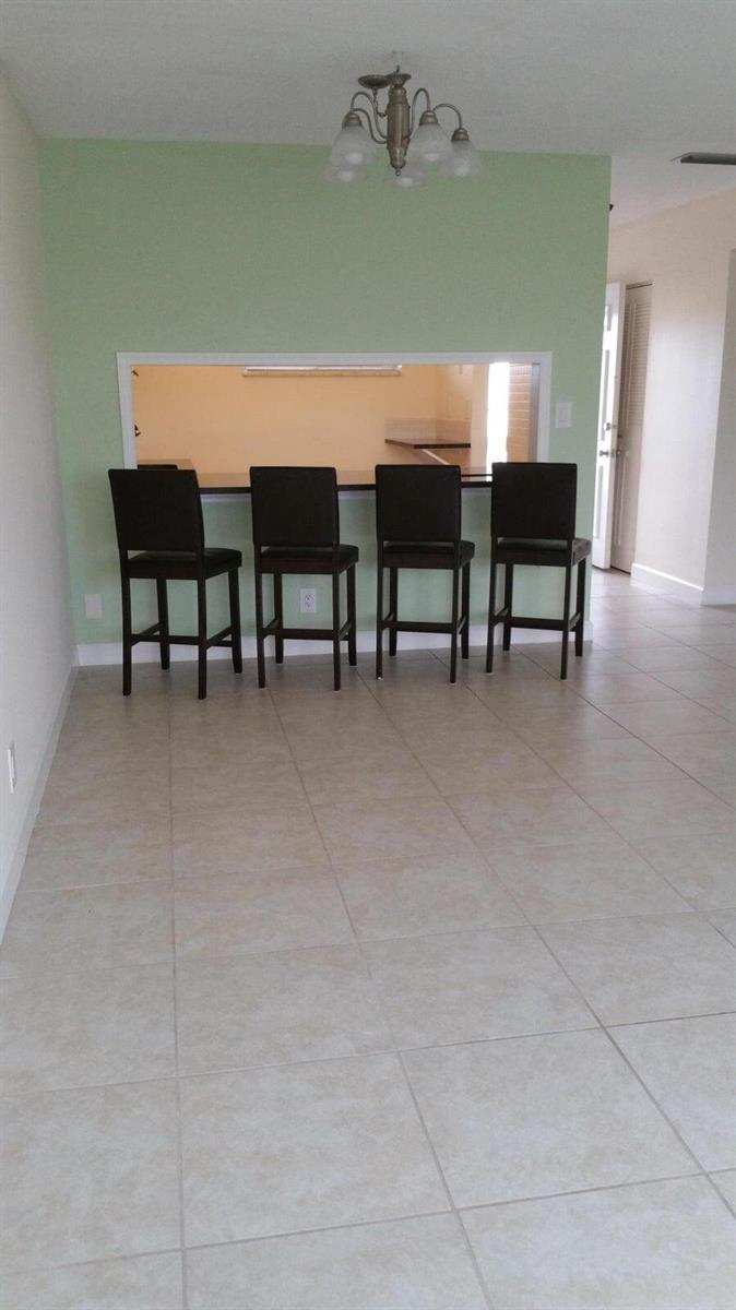 2534 Garden Drive S # 202, Lake Worth FL 33461