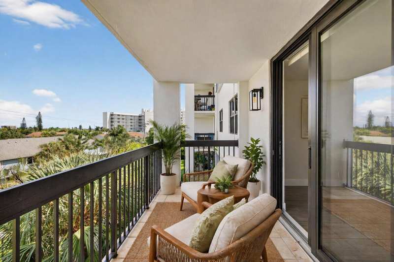 2707 NE 14th Street Causeway # 401, Pompano Beach FL 33062