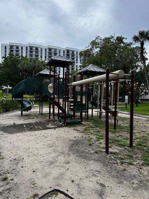 JOCKEY CLUB CONDO UNIT II