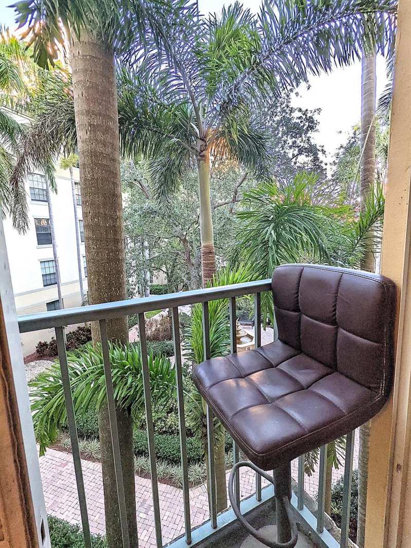 630 S Sapodilla Avenue # 308, West Palm Beach FL 33401