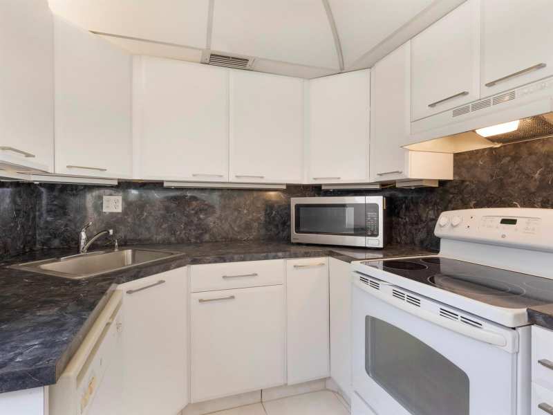 405 Burgundy I, Delray Beach FL 33484