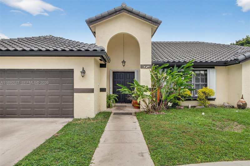 15181 SW 156th Ter, Miami FL 33187