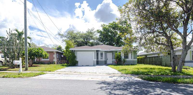 116 NW 6th Ave, Dania Beach FL 33004
