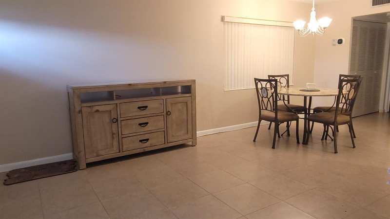 201 Coventry I, West Palm Beach FL 33417