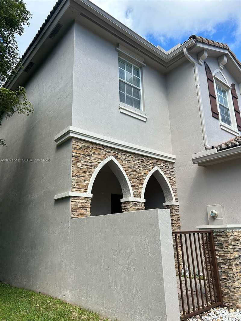 22066 SW 93rd Pl, Cutler Bay FL 33190