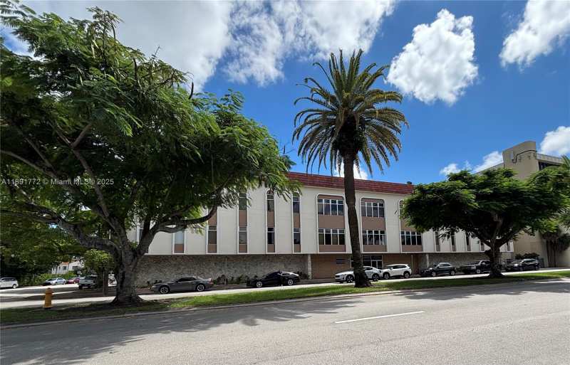 717 Ponce De Leon Blvd # 328, Coral Gables FL 33134