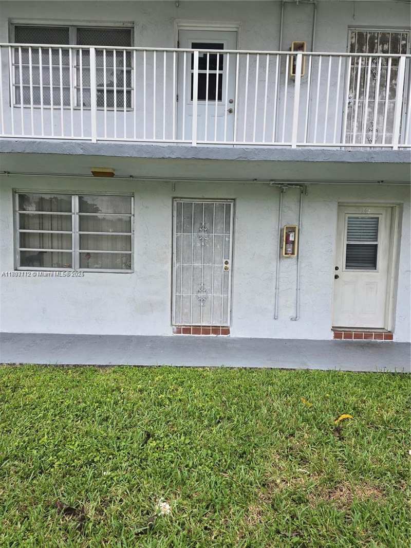 20310 NE 2nd Ave # 15, Miami Gardens FL 33179