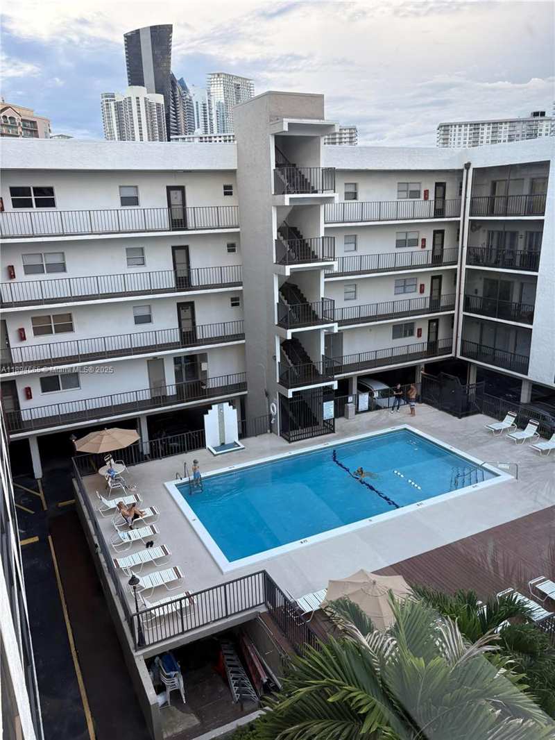 201 178th Dr # 537, Sunny Isles Beach FL 33160