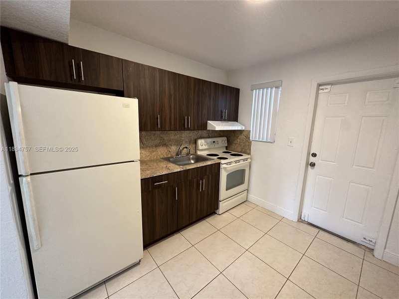 1851 Ali Baba Ave # 4, Opa-Locka FL 33054