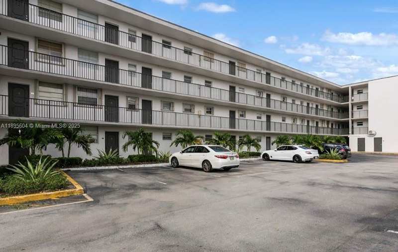 14140 SW 84th St # H, Miami FL 33183