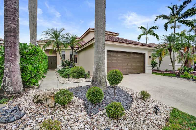 1725 Winterberry Ln # 1725, Weston FL 33327