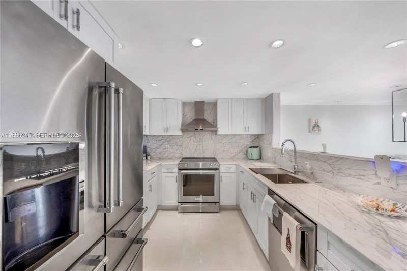 5838 Collins Ave # 2F, Miami Beach FL 33140