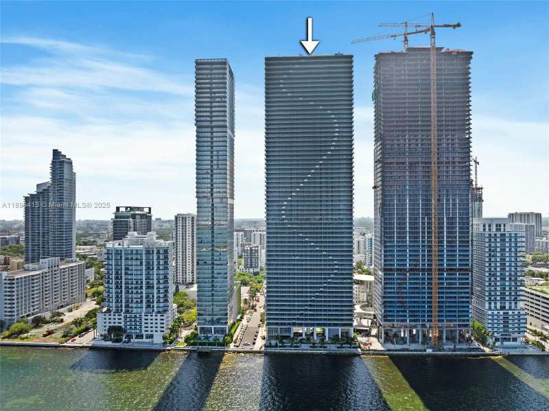 700 NE 24th St # 702, Miami FL 33137