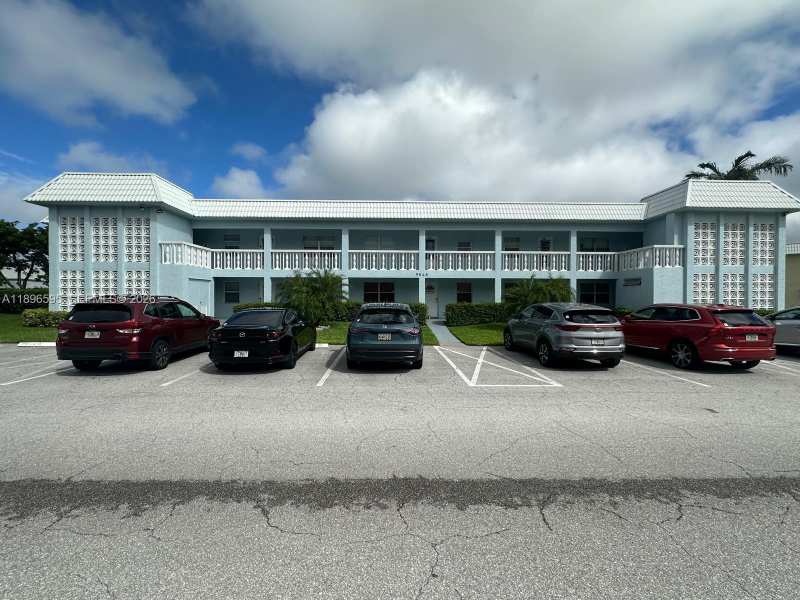 9848 Marina Blvd # 811, Boca Raton FL 33428