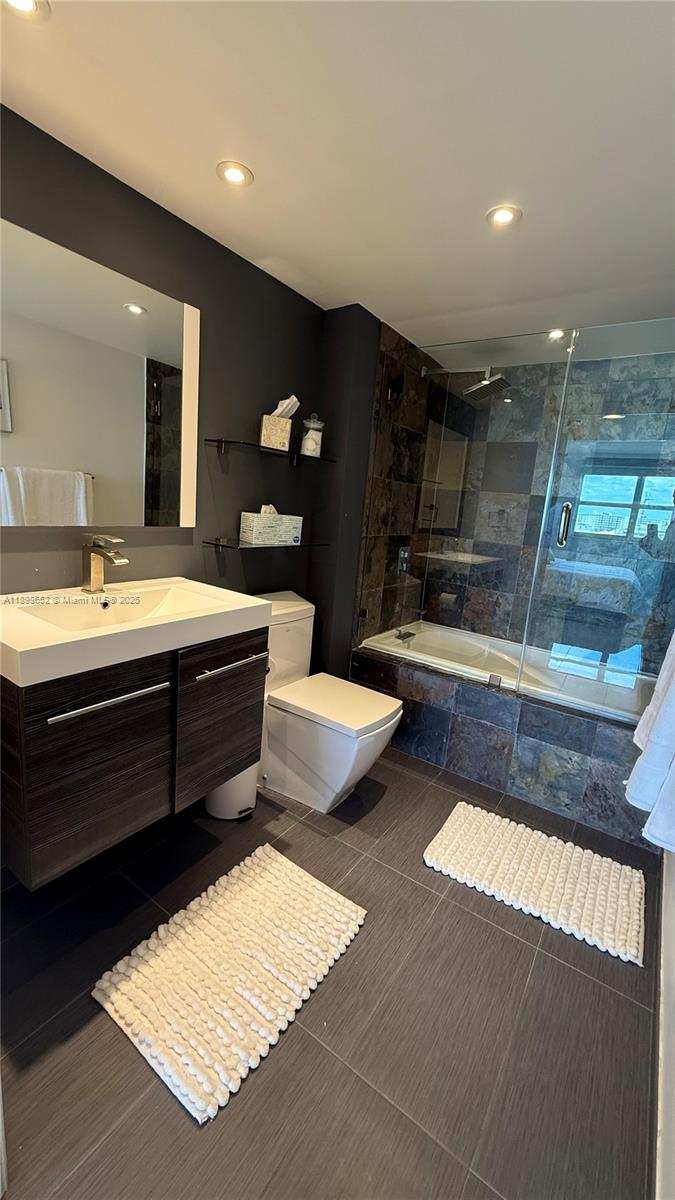 90 Alton Rd # 909, Miami Beach FL 33139