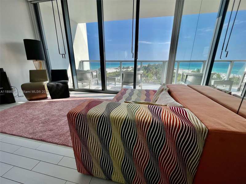 2201 Collins Ave # 626, Miami Beach FL 33139