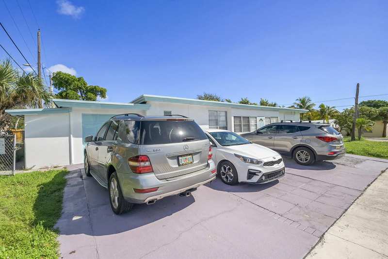 721 N A Street, FL 33460