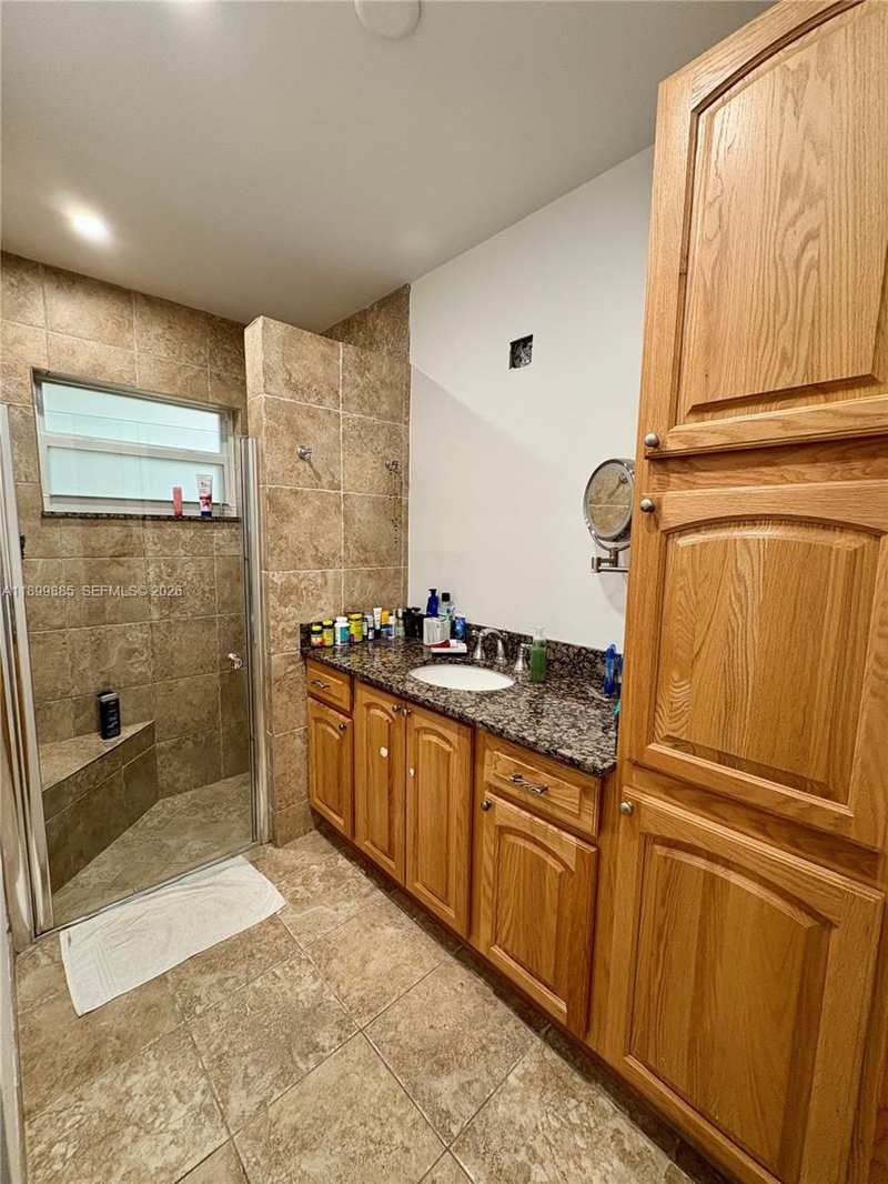 506 Radford Ter, Davie FL 33325