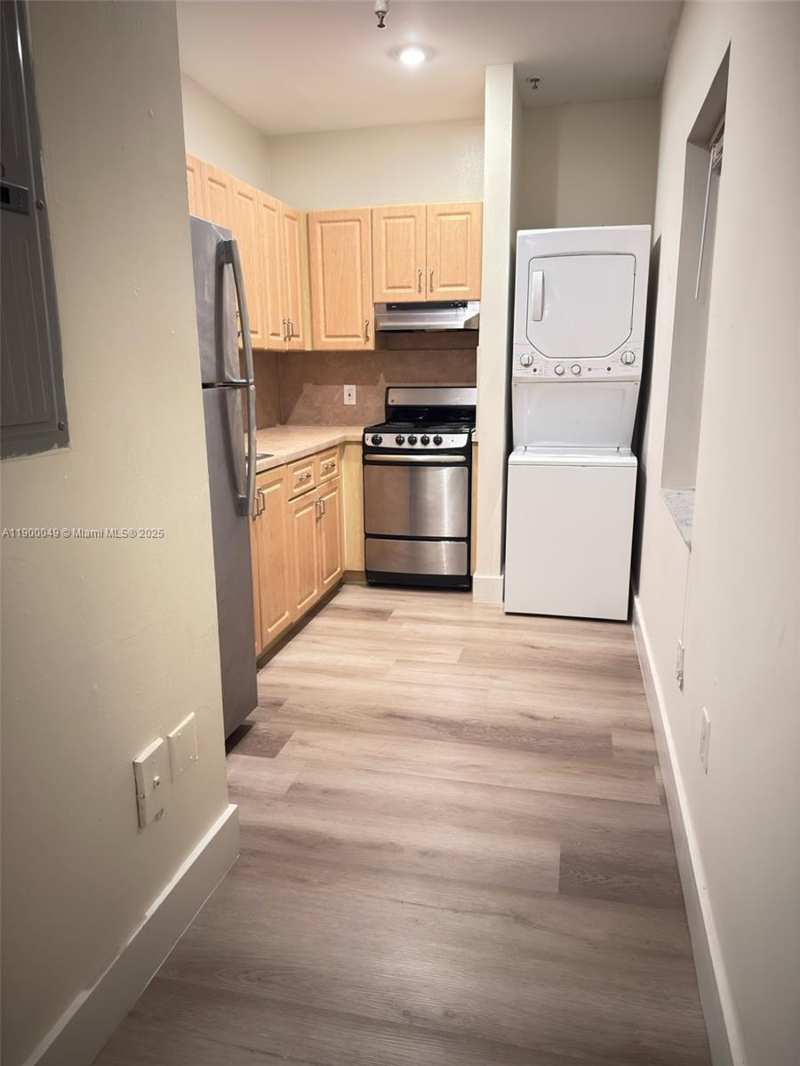 1930 SW 2nd St # 3, Miami FL 33135