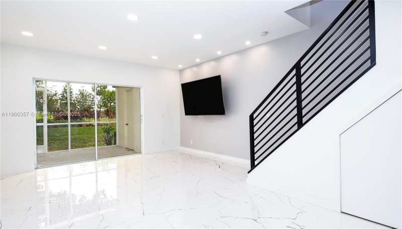 16697 Hemingway Dr # 16697, Weston FL 33326